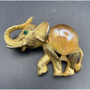 Brushed Gold Tone Elephant Brooch Pin Glass Belly Green Rhinestone Eye Vintage